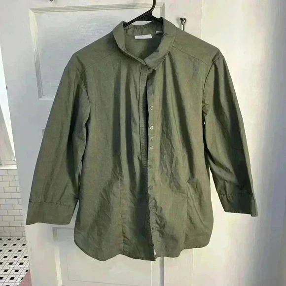 New York and Company, Olive Green button-down blouse - Picture 1 of 5